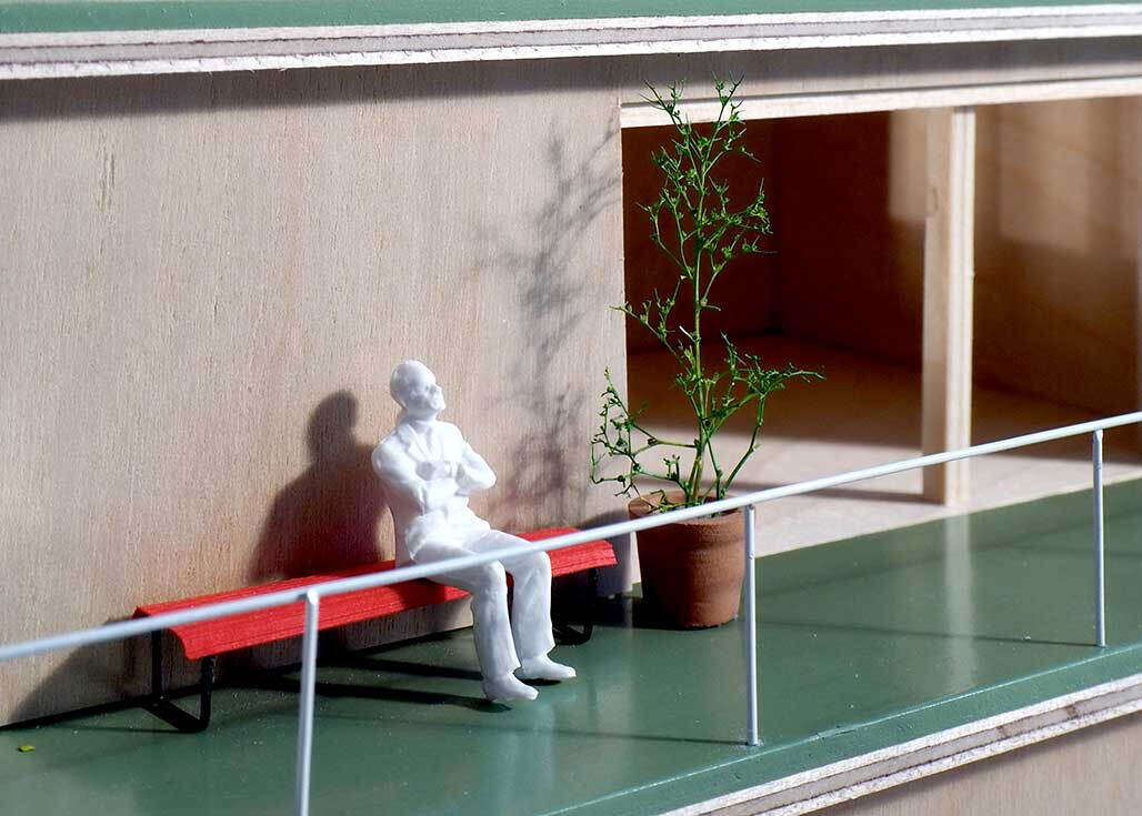 blum-b-6.jpg Zoom: blum-b-6.jpg